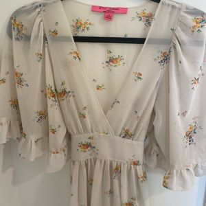 Betsey Johnson Tunic✌🏼🌼